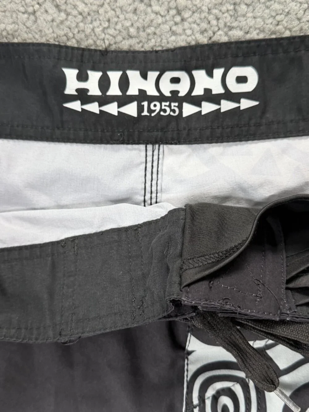 Rare Hinano Tahiti Collection Boardshorts -Men's Size 40 -Bold Polynesian Print